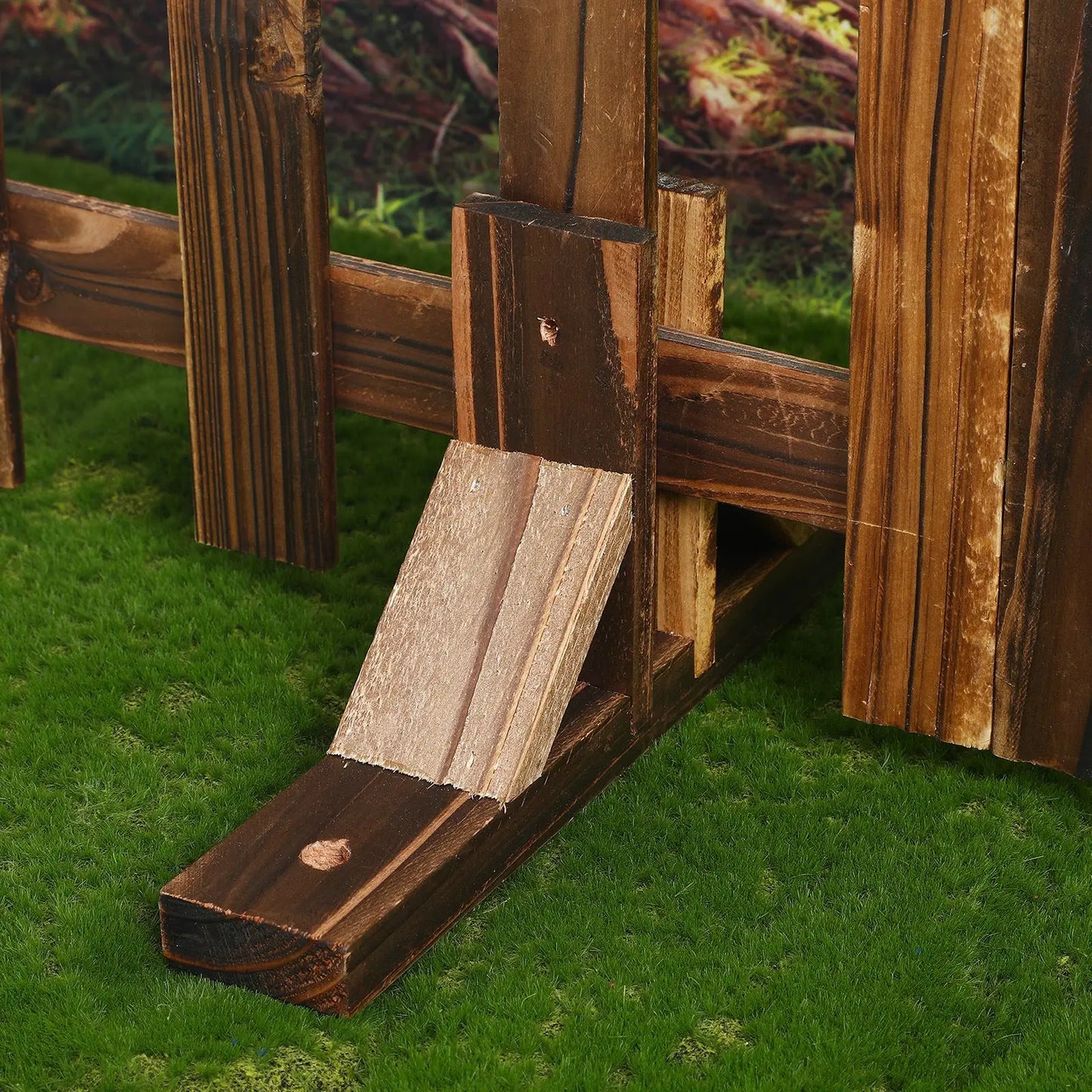 Wooden Garden Fence Supports