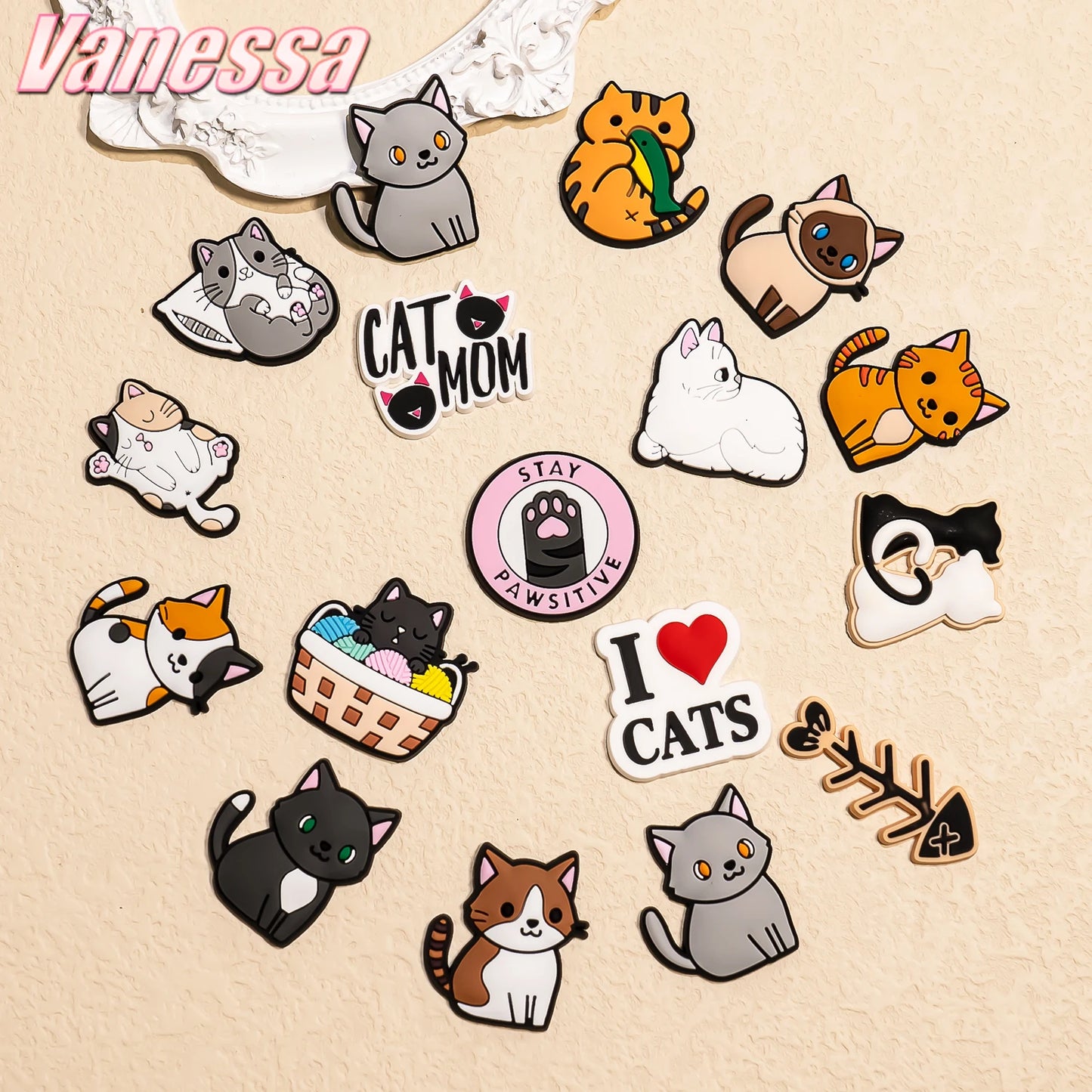 1pcs PVC Cute Cat Shoe Charms Pet Orange Cat Black Cat Shoe Decoration Pins Garden Sandal Accessories for Women Girl Boy