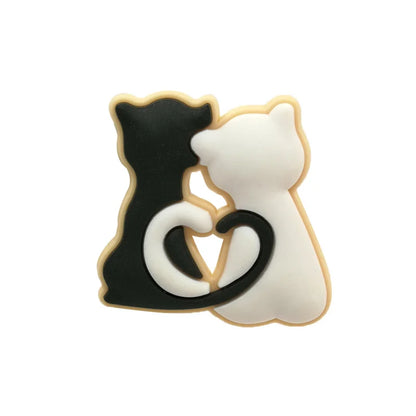 1pcs PVC Cute Cat Shoe Charms Pet Orange Cat Black Cat Shoe Decoration Pins Garden Sandal Accessories for Women Girl Boy