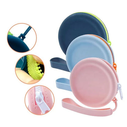 Dog Treat Training Pouch, Portable Silicone Dog Food Treat Pouch with Lanyard and Hook for Outdoor Walking Supply Storage Bag